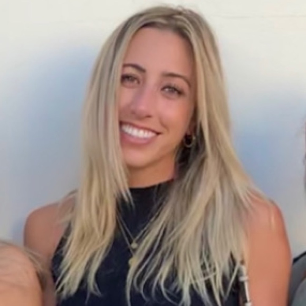 Meet your Posher, Laura